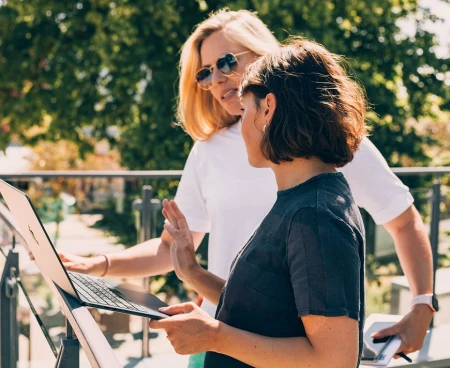 uberuns-media@2x (1)